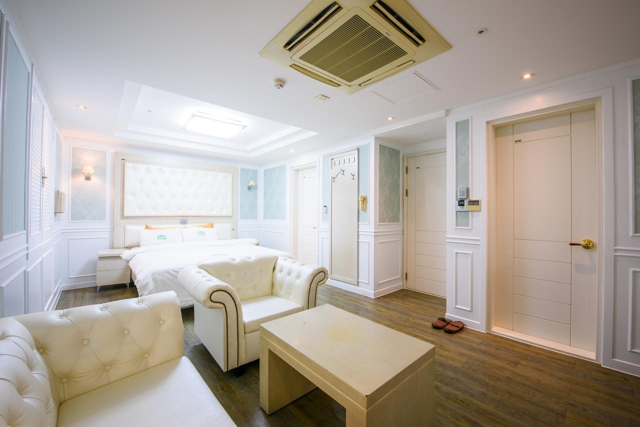 Gangneung Donga Hotel Luaran gambar