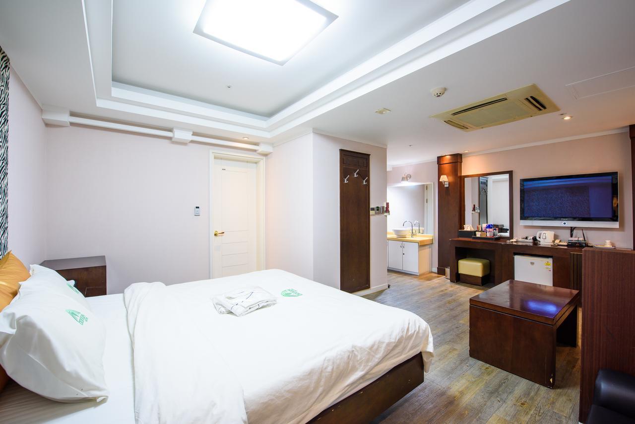 Gangneung Donga Hotel Luaran gambar